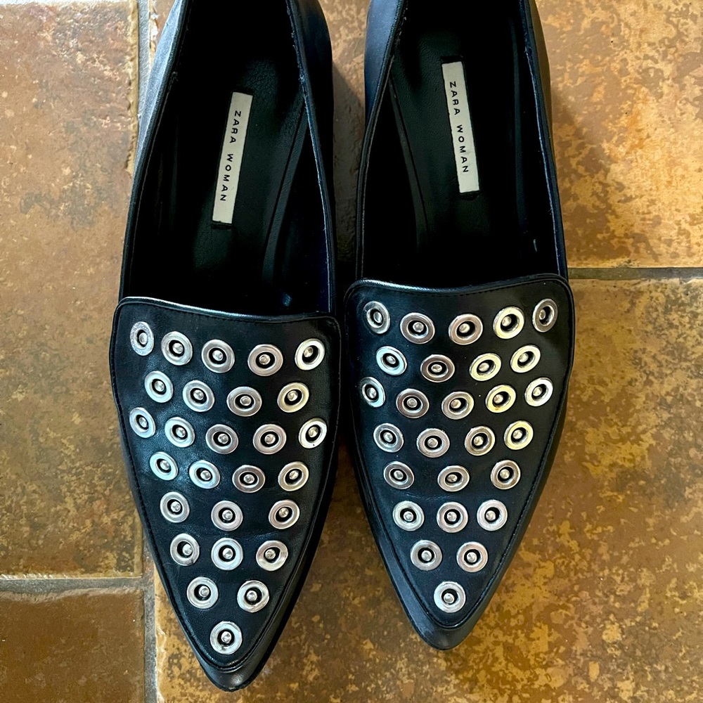 Black studded Zara flats, 8.5/39